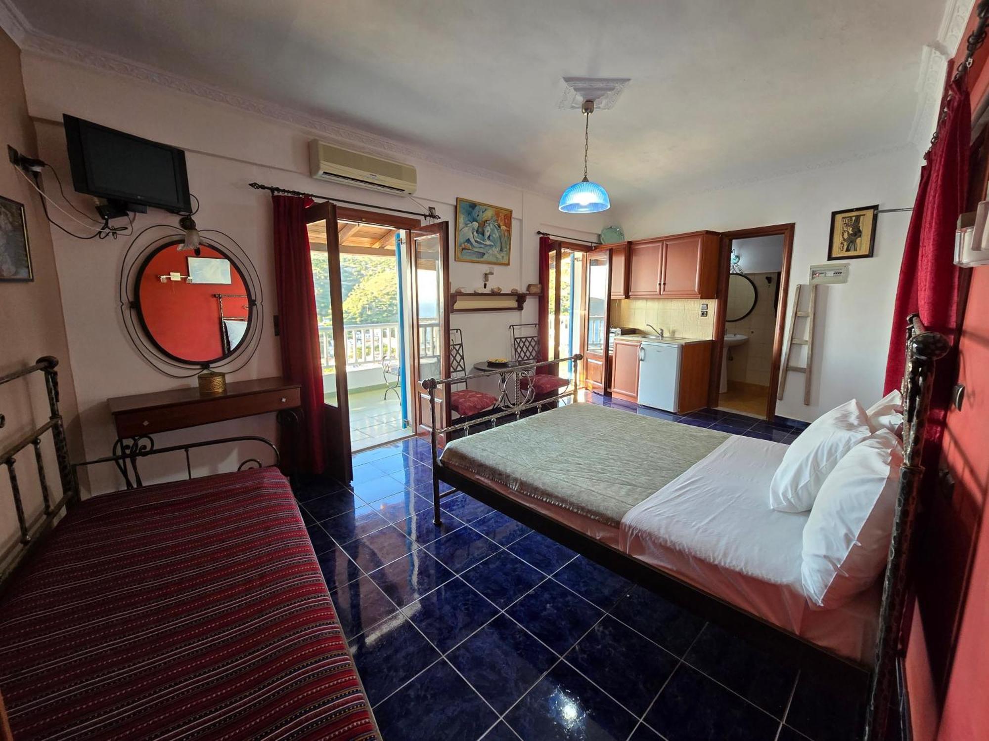 Aglaia Apartments Fournoi Екстериор снимка